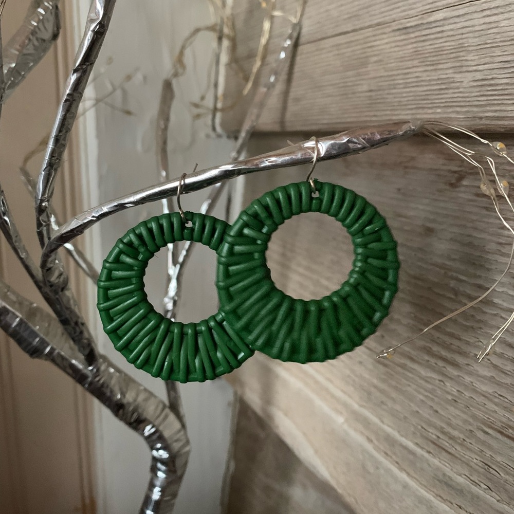 Green wicker hoop earrings
